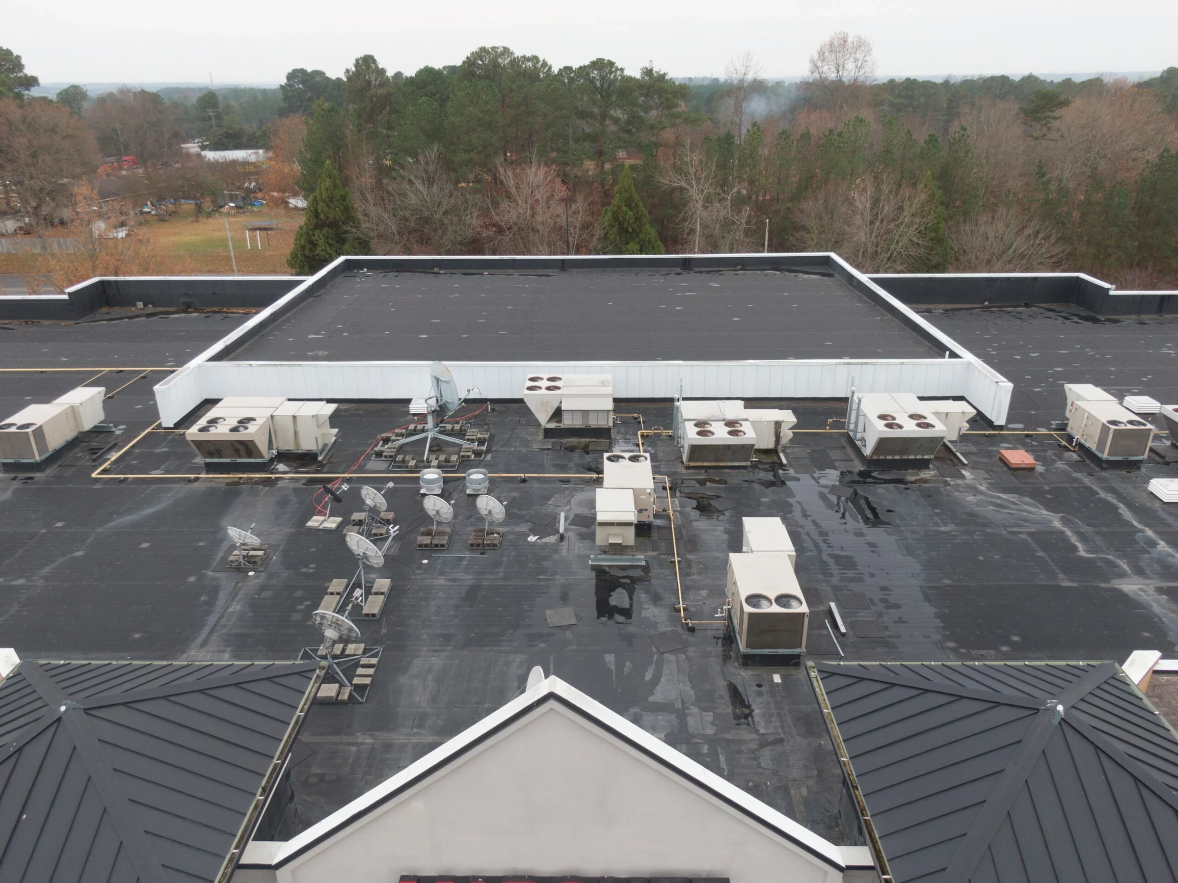 White EPDM for School and Municipal Roofs